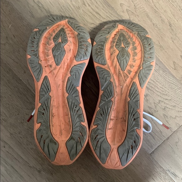 Asics Novablast 4 White Moonrock Size 10.5 - Picture 8 of 8